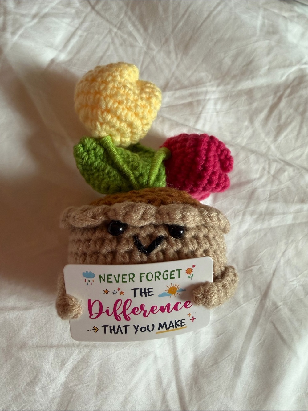 NWOT Crocheted Tulip Flower Pot w/ Motivational Message